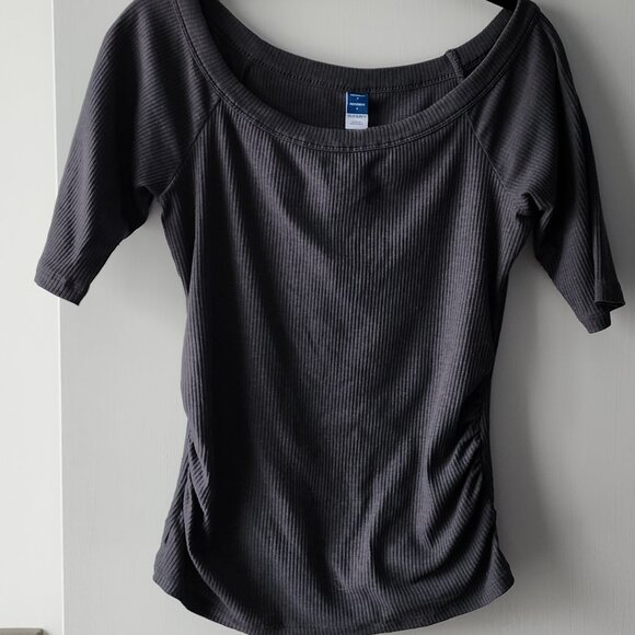 Maternity 3/4-Sleeve Side-Shirred T-Shirt - Picture 1 of 4